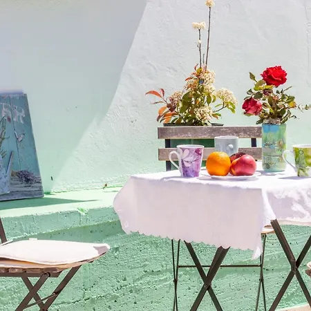 Good Vibrations Apartment *