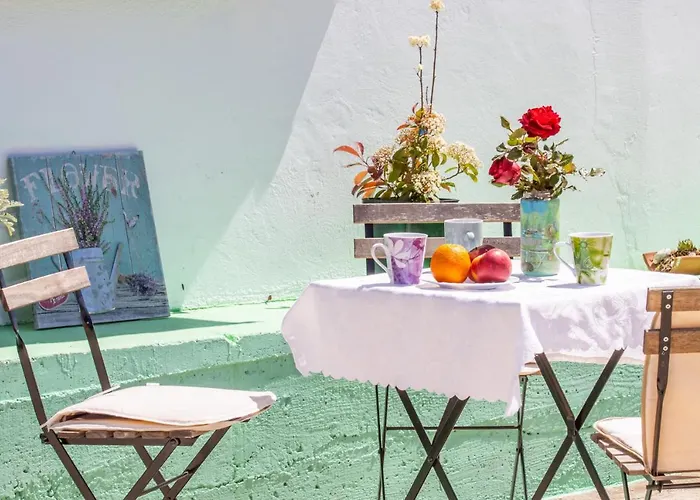 Good Vibrations 아파트 *